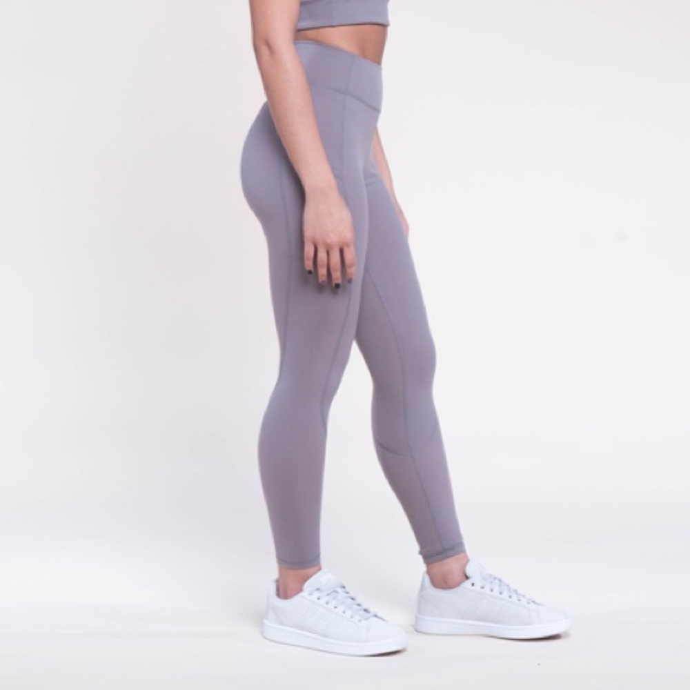 Pargon leggings .